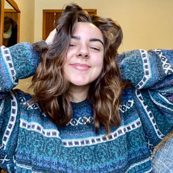 Meet your Posher, Kinsley - Picture 1 of 1